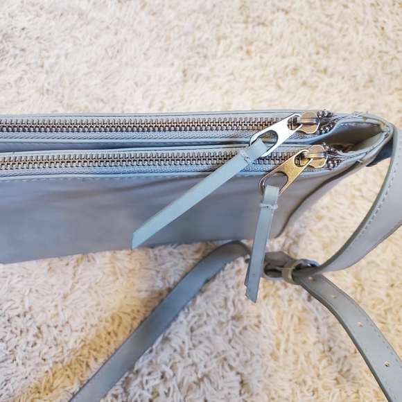 Universal Thread Triple Compartment Crossbody Bag - Picture 4 of 9